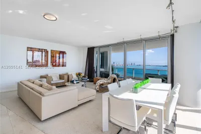 1331 Brickell Bay Dr #1611 1