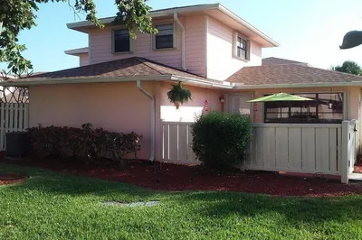 1772 Gulfstream E1 Avenue #E1 1
