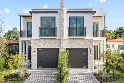 3322 SW 23 St 1