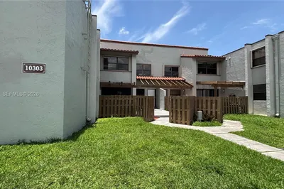 10303 NW 9th St Cir #102-16 1