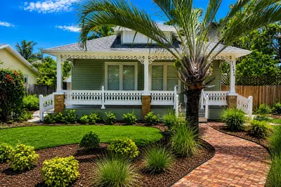 1424 S Palmway 1