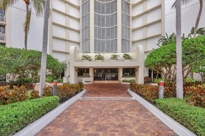 3000 N Ocean Drive #7h 1