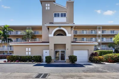 5906 Crystal Shores Drive #208 1
