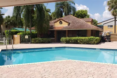 7407 SW 152nd Ave #4-202 1