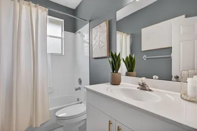 40-web-or-mls-7235-7863