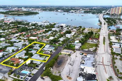 1236 Beach Road #1 1
