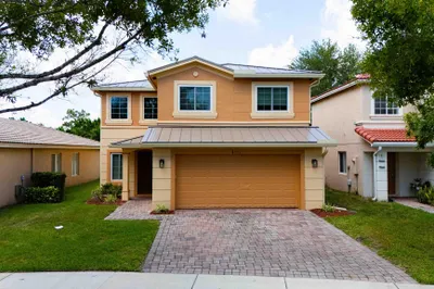 4712 SE Duval Drive 1