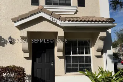 5142 Palmbrooke Cir 0 1