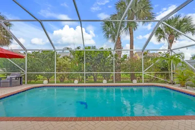 106 Siena Oaks Circle W 1