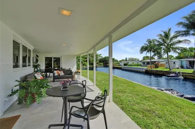 1821 NW 33rd Ct 1