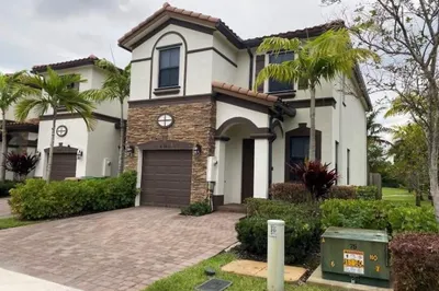 4985 Kobus Terrace 1