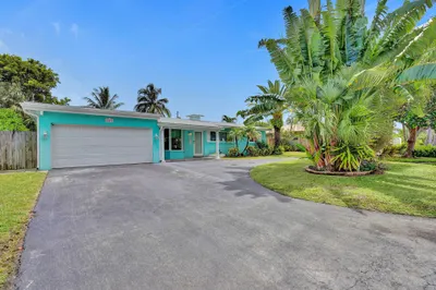 251 SW 18th Street 1
