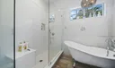2443 Bay Circle Photo