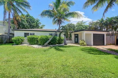 334 NE 28th Road 1