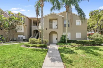 1825 Palm Cove Boulevard #109 1