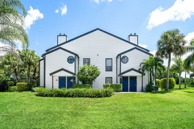 5016 Heatherhill Lane #5 1