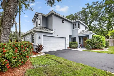 8815 Woodside Ct 1