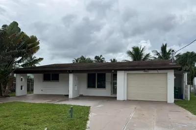 4461 SW 34th Drive 1