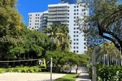 850 N Miami Ave #W-506 1