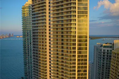 1300 Brickell Bay Dr #2608 1