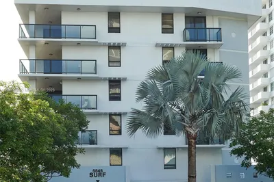 5845 Collins Ave #304 1