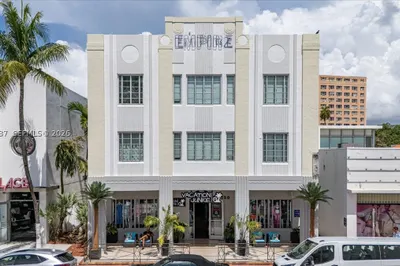 750 Collins Ave #306 1