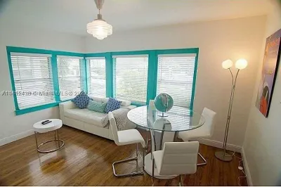 1555 Pennsylvania Ave #101 1