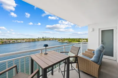 511 BAYSHORE Drive #603 1