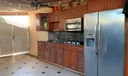 187 E 12th St Photo