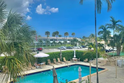900 Atlantic Shores Blvd #108 1