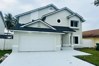 9650 SW 9th Ct 1