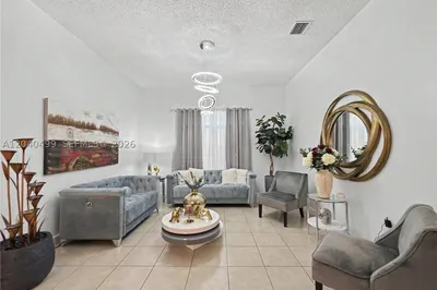 522 NE 20th Ave 1