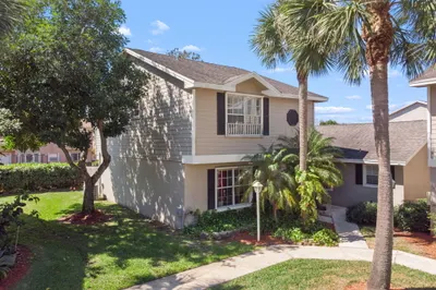 12212 NW 36th Place 1
