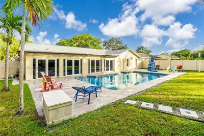 5313 SW 87th Ave 1