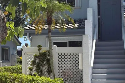 9818 NICKELS Boulevard #1101 1