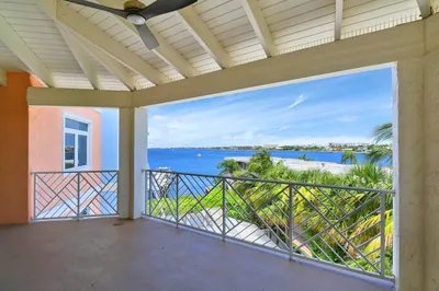 309 E Ocean Avenue #302 1