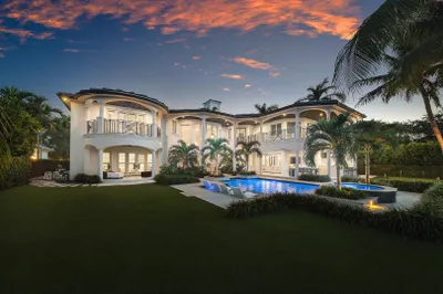 121 Royal Palm Way 1