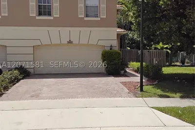 3642 Asperwood Cir 1