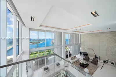 1040 Biscayne Blvd #4403 1