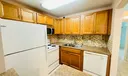 86 Markham E Photo