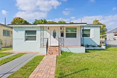 5571 SW 5th Ter 1