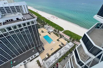 4779 Collins Ave #2708 1