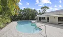 824 Foxpointe Circle Photo