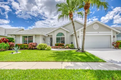255 Moccasin Trail W 1