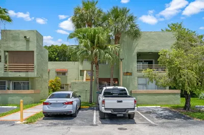 11099 NW 7th Street 1