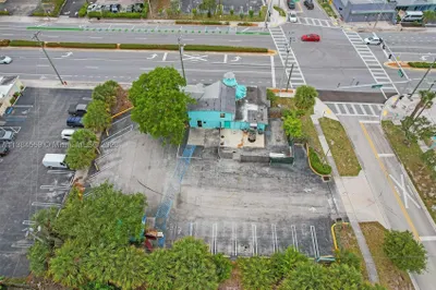 1022 N Federal Hwy 1