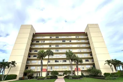 7420 S Ocean Drive #313 1
