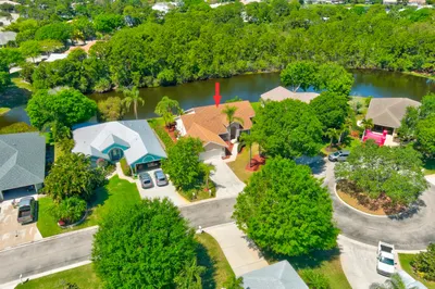1164 SW Arrowhead Court 1