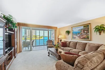 36 Yacht Club Drive #305 1
