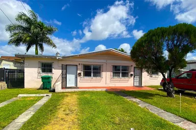 4413 NW 9th St 1